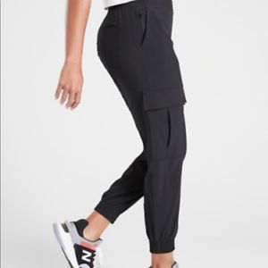 Athleta Chelsea Utility Jogger Size 4